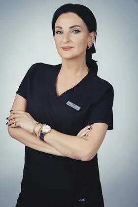 hair transplant doctor Maria Gugava at clinic